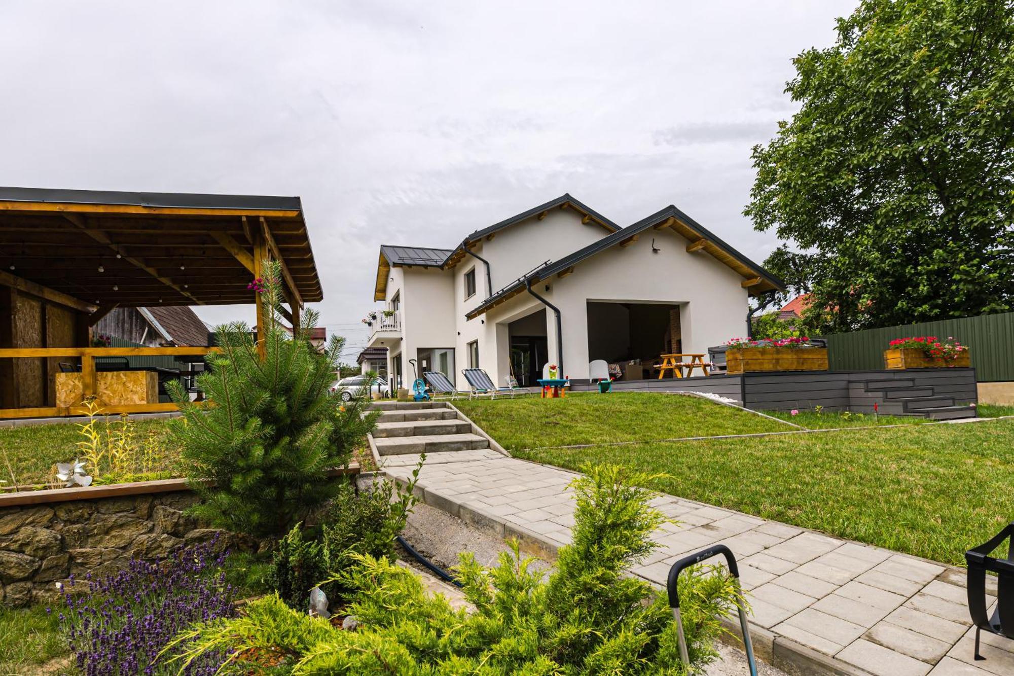 Ioanaguesthouse Torda Kültér fotó